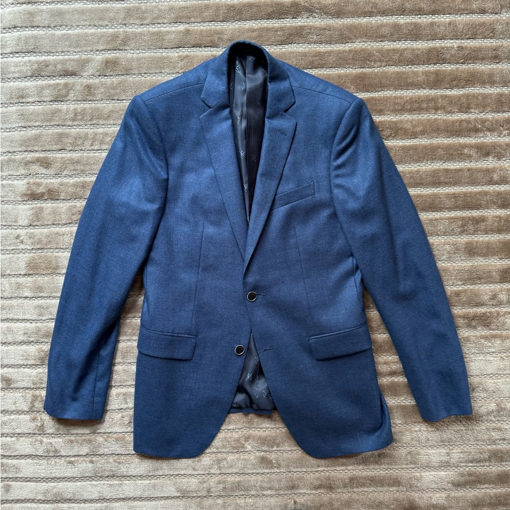 John Varvatos striking medium blue blazer